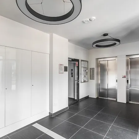 BG Apartments Grzybowska Warszawa Zewnętrze zdjęcie